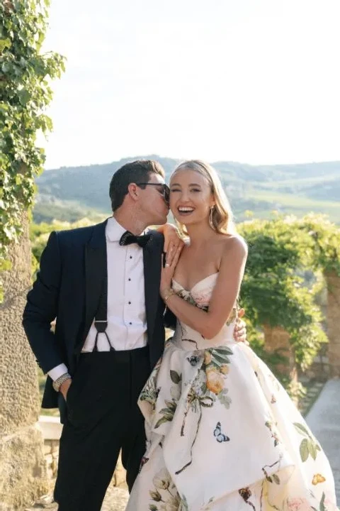 A Colorful Wedding for Carolyn and Tony