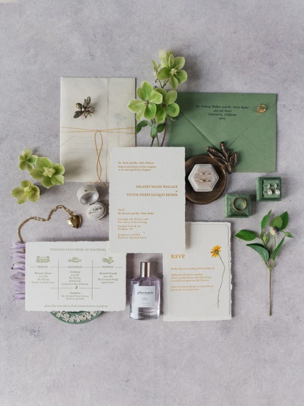 A Wildflower Wedding Where the Hillside Picked the Palette