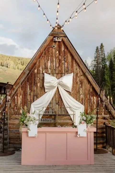 A Green and Pink Mountain Wedding Tied Up in Bows